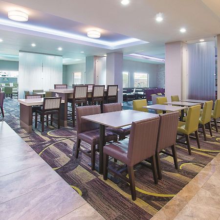 La Quinta By Wyndham Arlington North 6 Flags Dr Ξενοδοχείο Εξωτερικό φωτογραφία