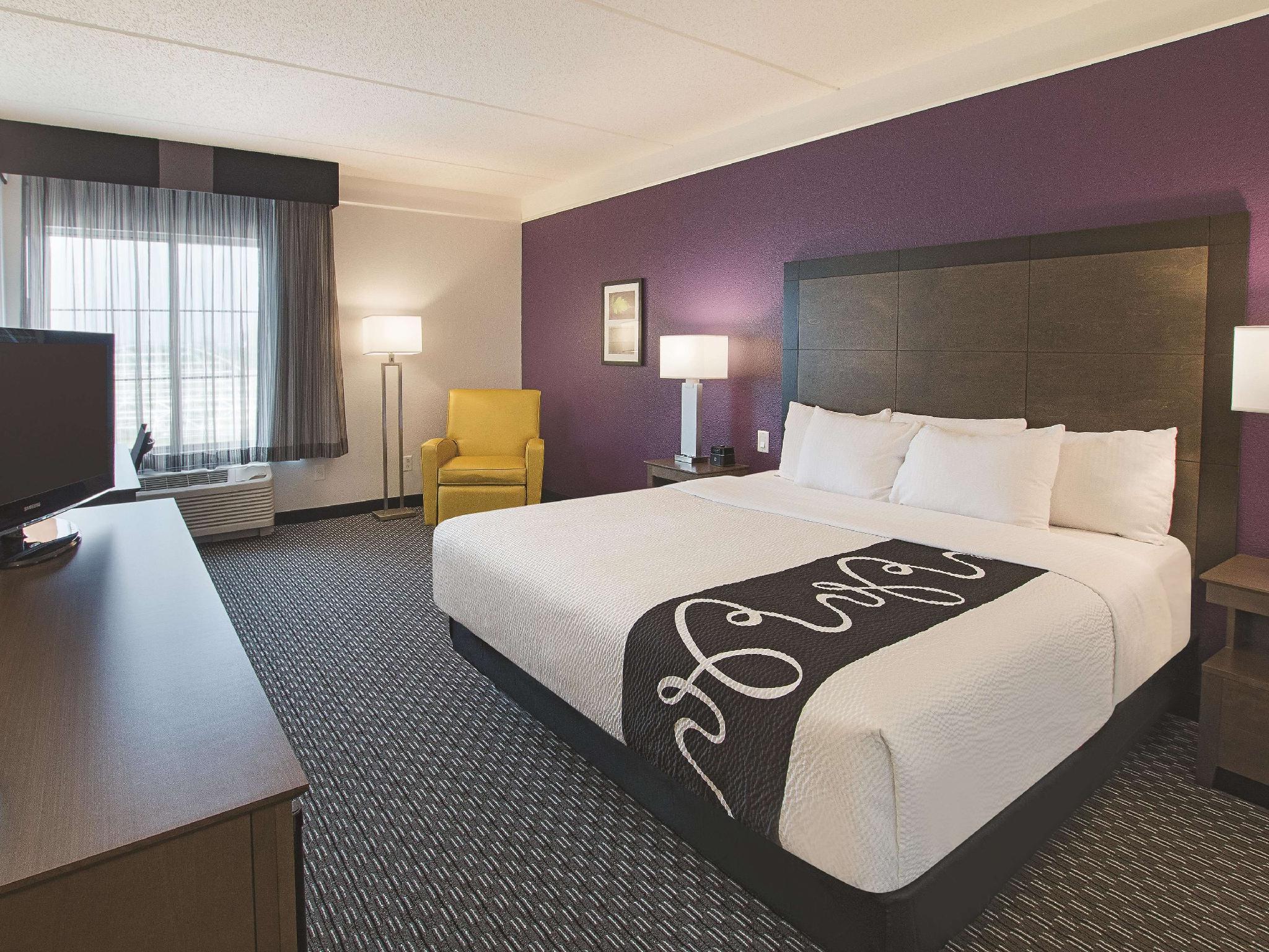 La Quinta By Wyndham Arlington North 6 Flags Dr Ξενοδοχείο Εξωτερικό φωτογραφία