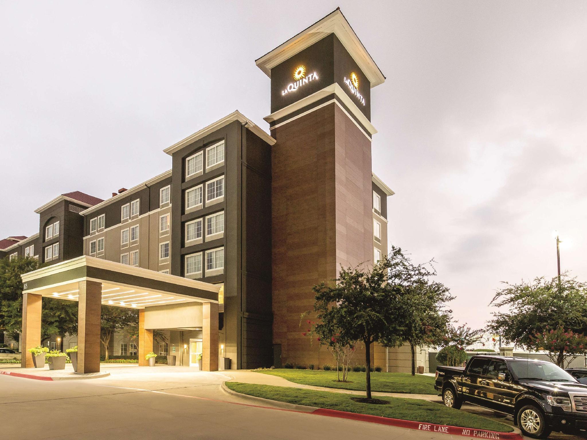 La Quinta By Wyndham Arlington North 6 Flags Dr Ξενοδοχείο Εξωτερικό φωτογραφία
