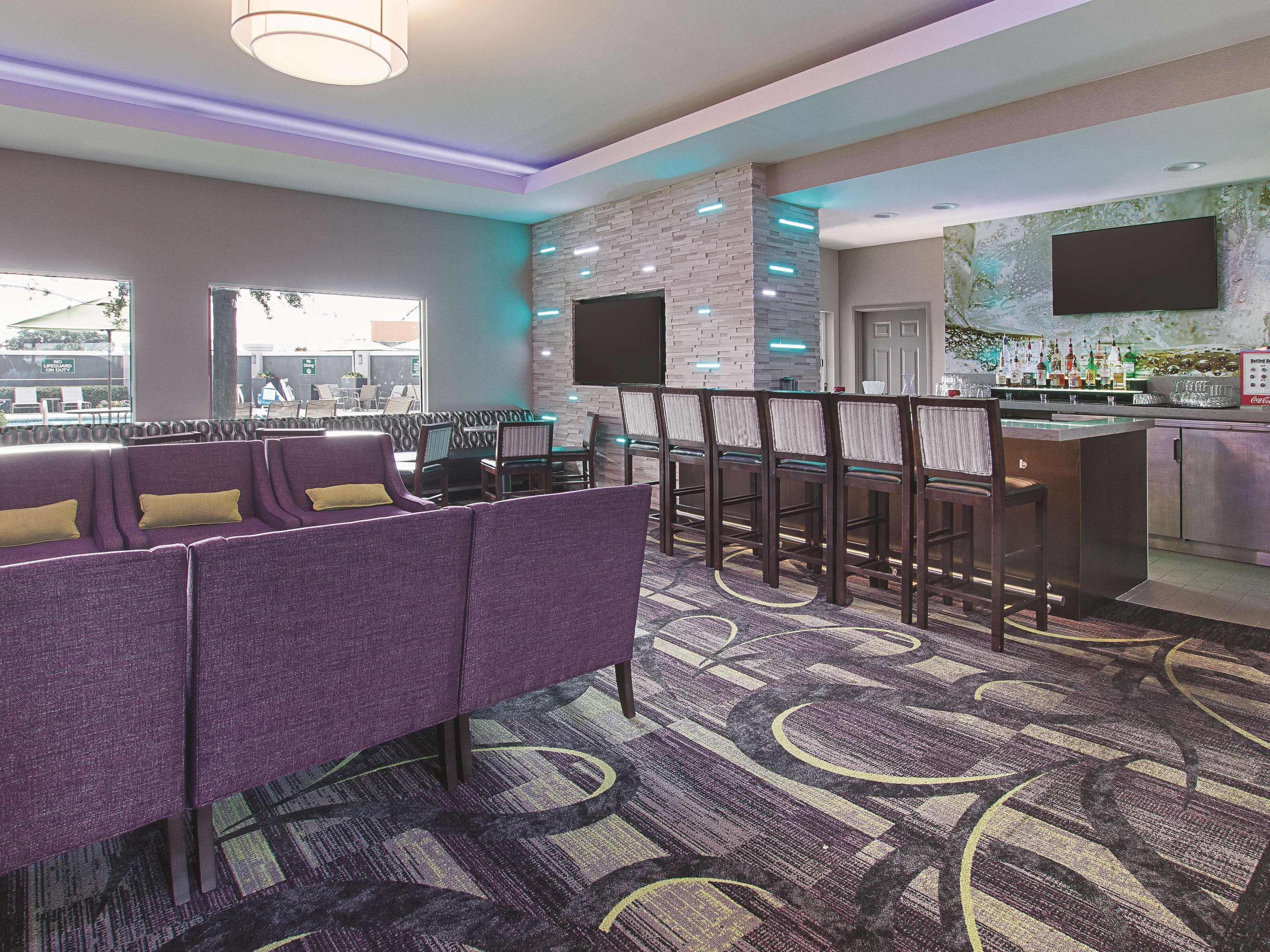 La Quinta By Wyndham Arlington North 6 Flags Dr Ξενοδοχείο Εξωτερικό φωτογραφία