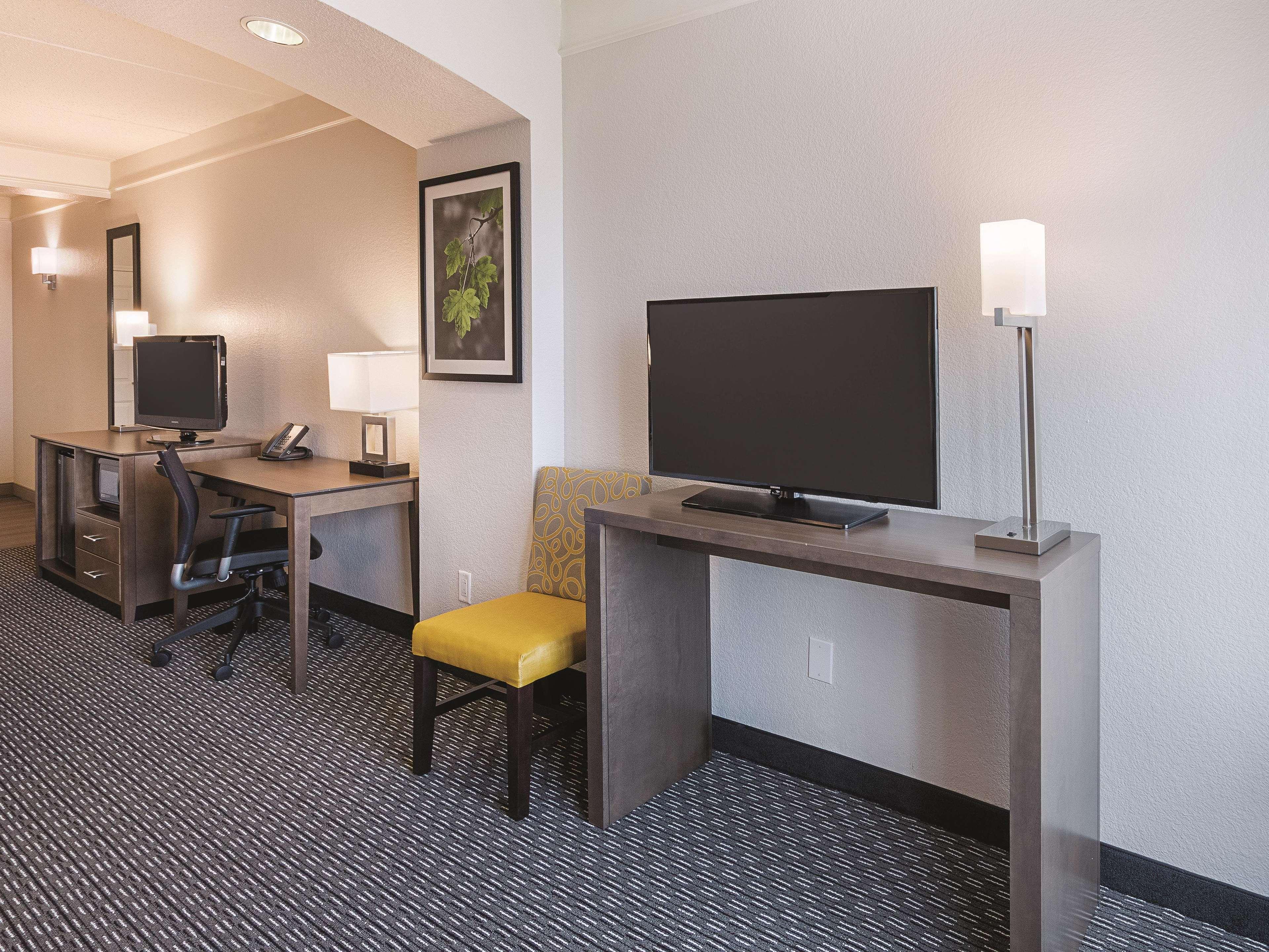 La Quinta By Wyndham Arlington North 6 Flags Dr Ξενοδοχείο Δωμάτιο φωτογραφία