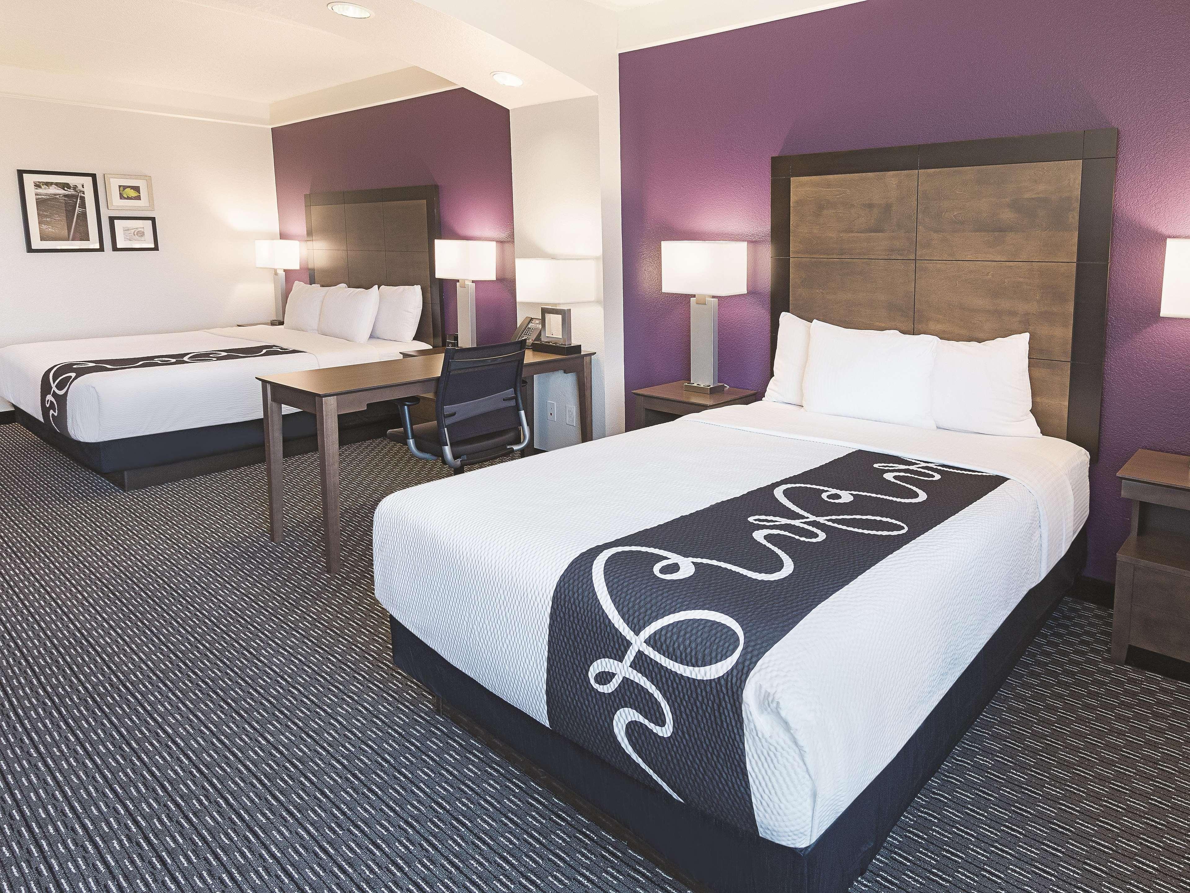 La Quinta By Wyndham Arlington North 6 Flags Dr Ξενοδοχείο Εξωτερικό φωτογραφία
