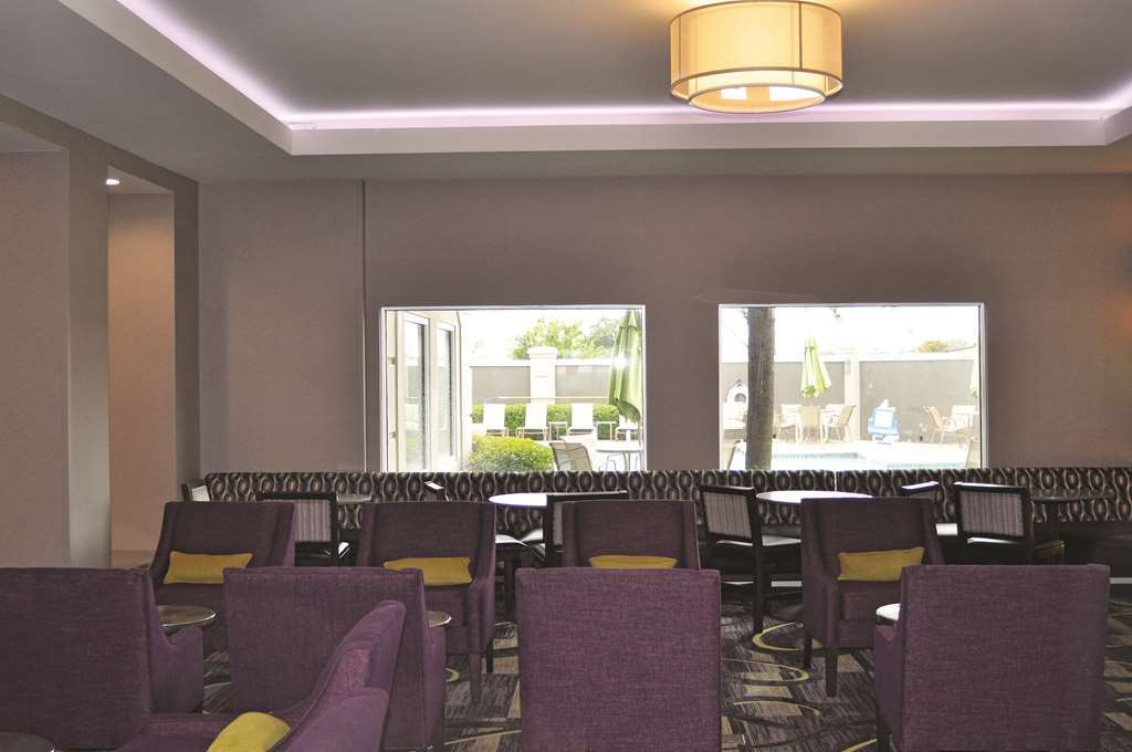 La Quinta By Wyndham Arlington North 6 Flags Dr Ξενοδοχείο Ανέσεις φωτογραφία