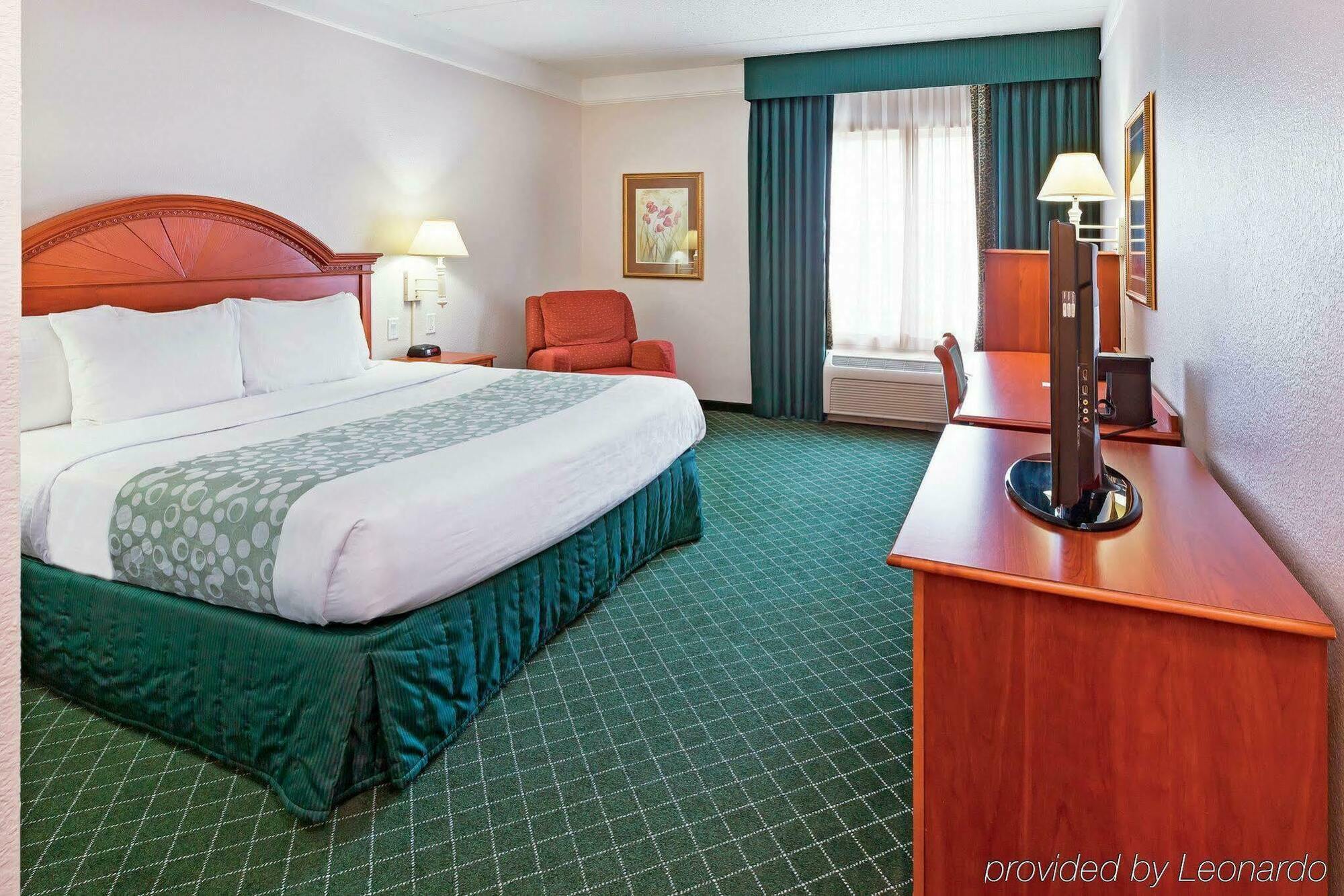 La Quinta By Wyndham Arlington North 6 Flags Dr Ξενοδοχείο Εξωτερικό φωτογραφία